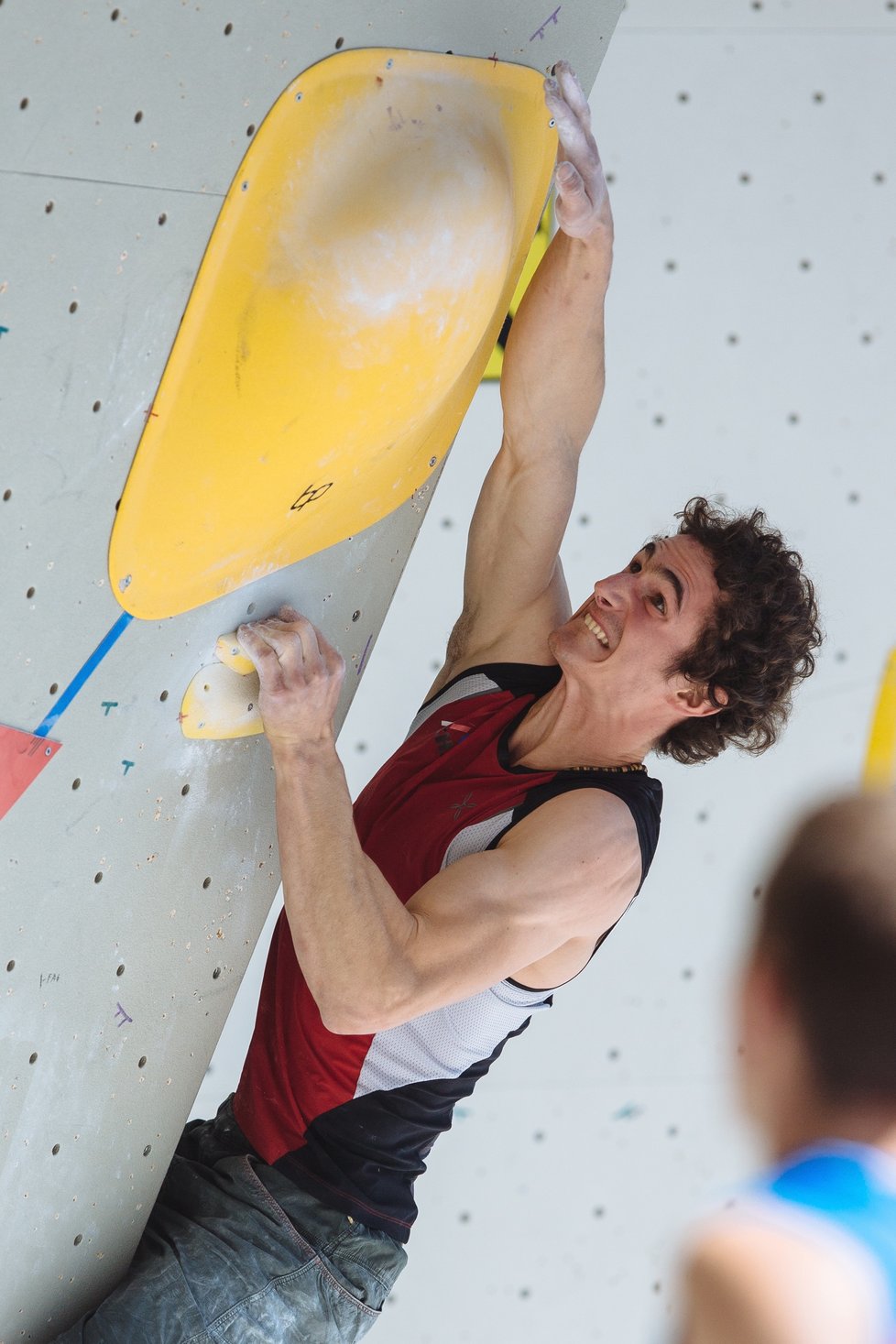 Do šestičlenného finále boulderingu se neprobojoval.