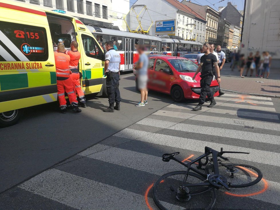 Lukáš utrpěl velmi vážná poranění poté, co jej srazil feťák v osobním autě.