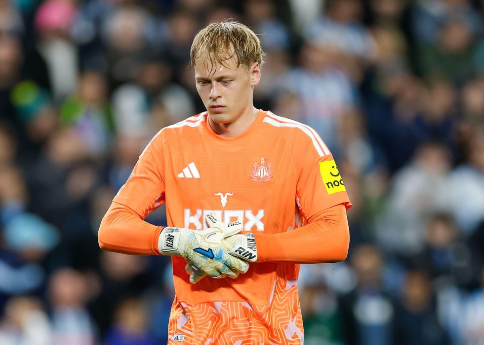 SESTŘIHY: Horníček u debaklu s nováčkem. Výhra City na Anfieldu, Kinský má bod proti United SESTŘIHY: Horníček u debaklu s nováčkem. Výhra City na Anfieldu, Kinský má bod proti United