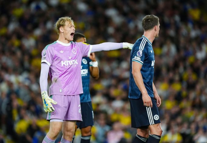 Drsný Horníčkův večer v Anglii! Poločas hrůzy a čtyři inkasované góly na Elland Road Drsný Horníčkův večer v Anglii! Poločas hrůzy a čtyři inkasované góly na Elland Road