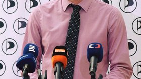 Lukáš Kolářík v době, kdy byl poslancem za Piráty