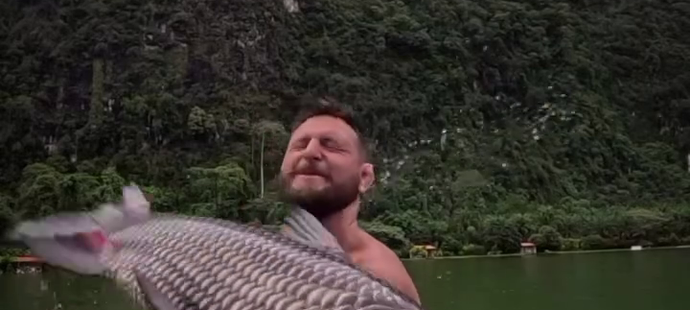 Macek mu slušně nafackoval