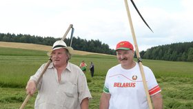 Depardieu a Lukašenko.