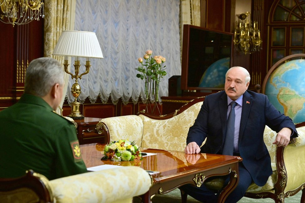 Šojgu se setkal s Lukašenkem