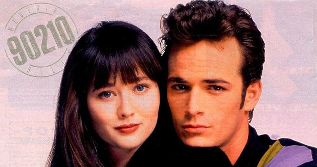 Luke Perry a Shannen Doherty jako Dylan a Brenda v seriálu Beverly Hills 90210.