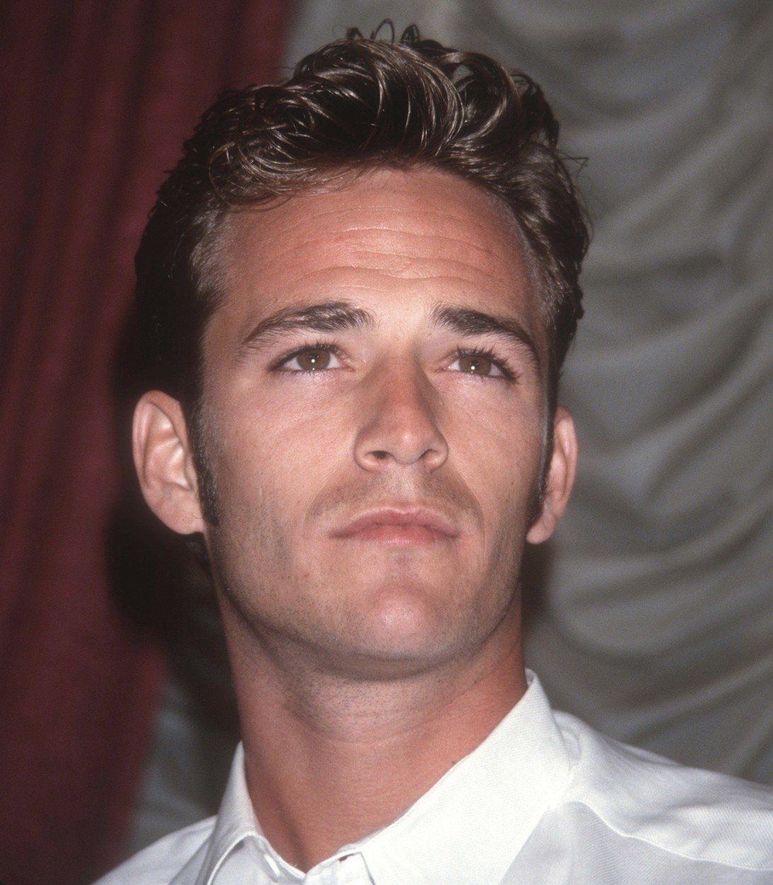 Americký herec Luke Perry (†52) zemřel po prodělané mrtvici. 