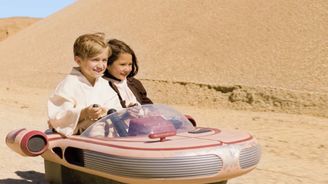 Luke Skywalker's Landspeeder: Elektrické vznášedlo pro malé rytíře Jedi