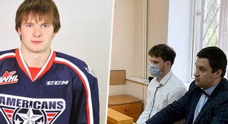 Ruský hokejista Lukin uplácel, aby se vyhnul vojně. Teď skončil před soudem