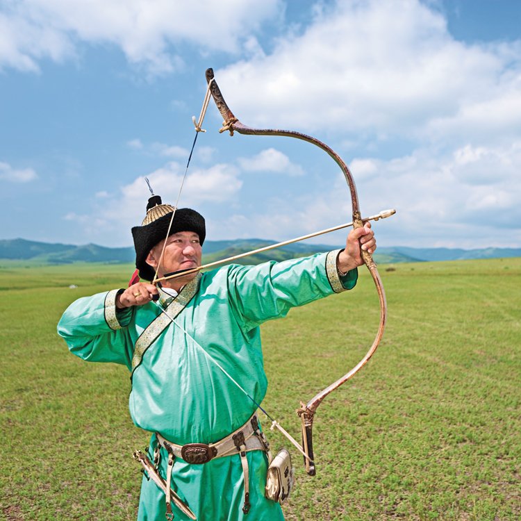 Reflexní asymetricky prohnutý hunský luk se používá i v Mongolsku