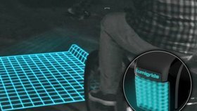LED projektor dokáže odhalit nerovnosti terénu před cyklistou