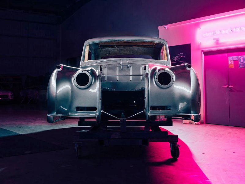 Lunaz Rolls-Royce Phantom