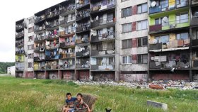Na nechvalně proslulém košickém sídlišti začala demolice bytovky za 2,5 milionů: Na jejím místě postaví nový dům!