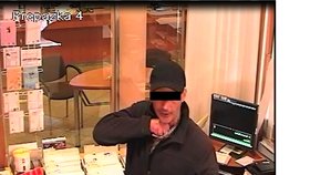 Policisté chytili lupiče, který vyloupil poštu v Brně -Komárově a v Mutěnicích na Hodonínsku.