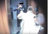 Lotr, který přepadl muže ve výtahu, neunesl tíhu svědomí: Policii se udal sám