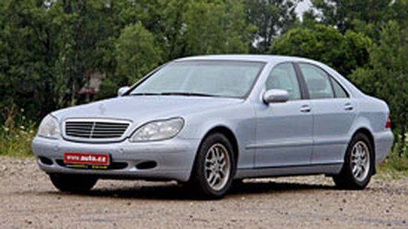 TEST Retrotest: Mercedes-Benz S 320 CDI (W220) - Motýlek