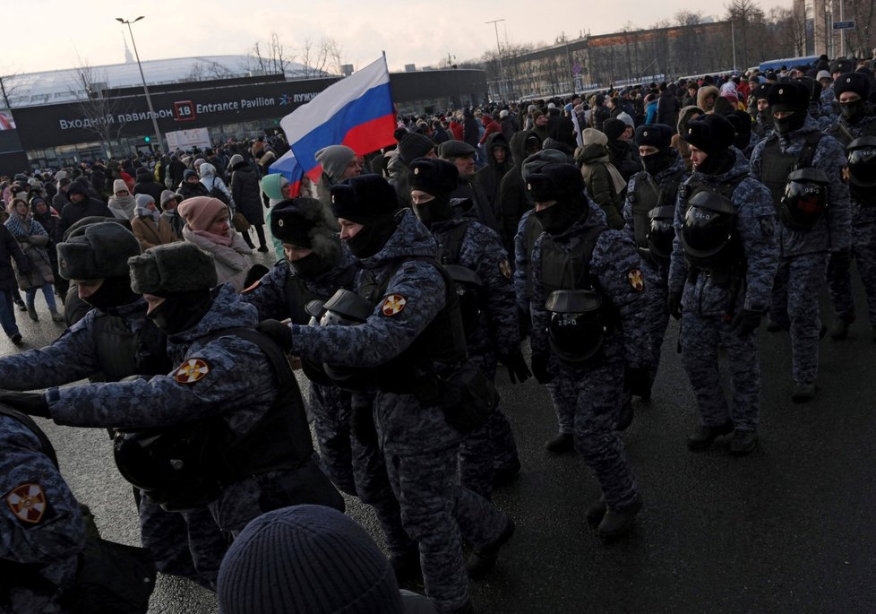 Monstrakce k výročí „speciální vojenské operace“ kolem stadionu Lužniki