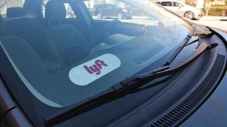 Taxislužba Lyft je blízko uvedení na burzu, asi předstihne konkurenční Uber