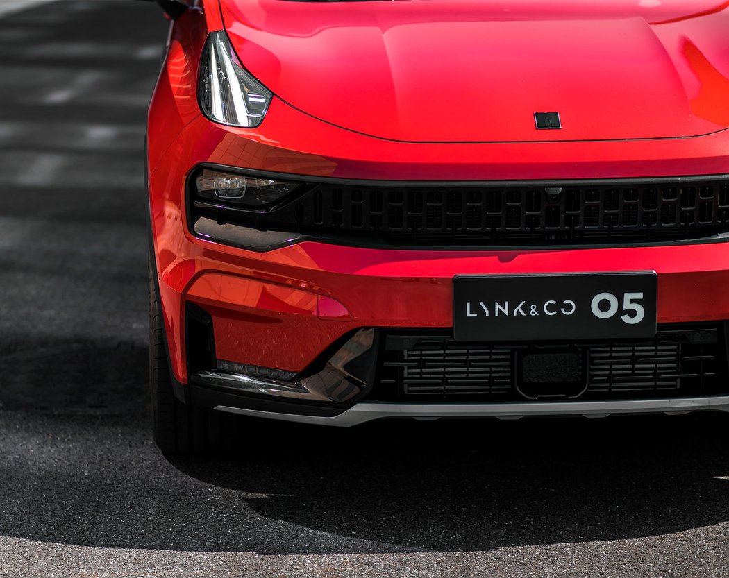 Lynk and Co 05