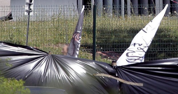 Islamista uřízl hlavu svému zaměstnavateli: Další útok zděsil Francii