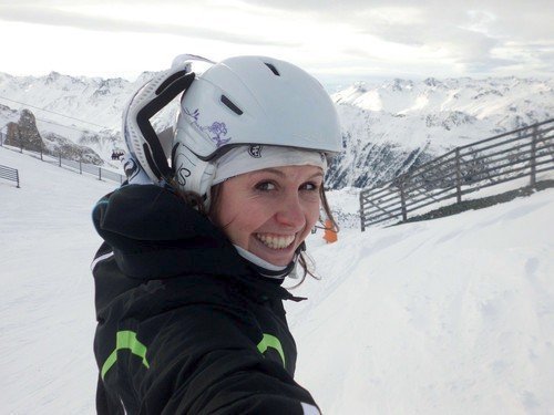Britská lyžařka Rhianna Shaw zažila posmrtný život, když ji zasypala lavina.