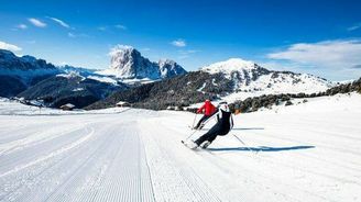 Vánoce ve Val Gardeně: Lyže, řezbáři a jihotyrolská harmonie Vánoce ve Val Gardeně: Lyže, řezbáři a jihotyrolská harmonie
