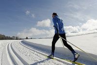 „Dálniční známka“ pro běžkaře. Na Šumavě zaplatí 20 korun denně