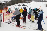 Konečně na lyže: Vleky na jižní Moravě se rozjely v Olešnici i v Hodoníně u Kunštátu