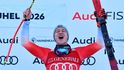 Oslava prvního Švýcara Marca Odermatta po super-G v Kitzbühelu