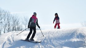 Počasí vylákalo Čechy na lyže (9. 2. 2020)