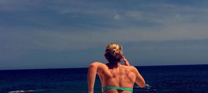 Lindsey Vonn se předváděla na pláži v Mexiku.