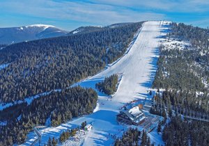 V areálu Dolní Morava v Jeseníkách už dnes startuje lyžařská sezona.