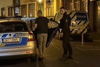 Hromadná bitka a střelba v centru Prahy: Nebezpečného střelce policie dopadla, hledá zbraň