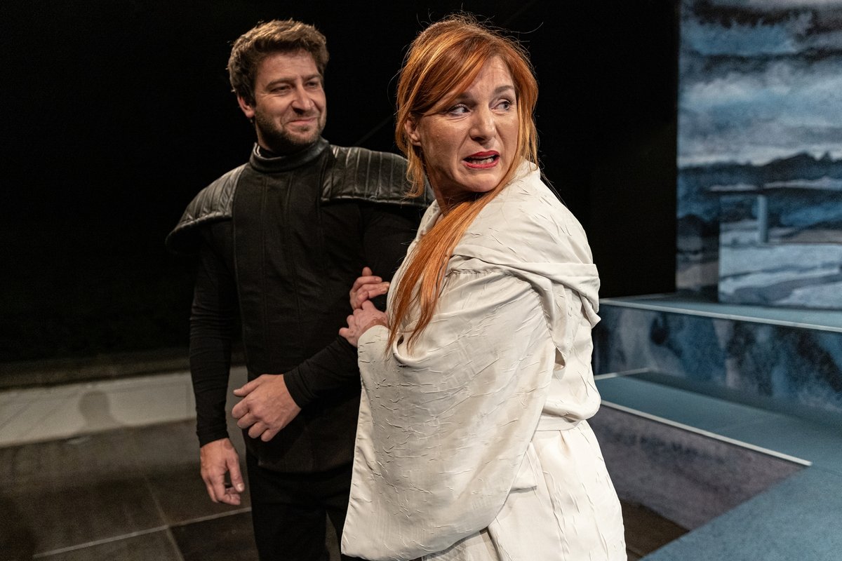 Macbeth: Lenka Krobotová