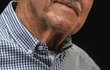 Petr Nárožný už jako dítě hrál ochotnické divadlo v Osvětové besedě, po jedenáctiletce vystudoval fakultu architektury a pozemního stavitelství na ČVUT a v roce 1968 byl promován inženýrem. V témže roce zároveň začal konferovat koncertní vystoupení skupiny Rangers... Petr Nárožný už jako dítě hrál ochotnické divadlo v Osvětové besedě, po jedenáctiletce vystudoval fakultu architektury a pozemního stavitelství na ČVUT a v roce 1968 byl promován inženýrem. V témže roce zároveň začal konferovat koncertní vystoupení skupiny Rangers...
