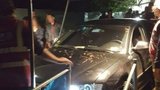 Opilec za volantem vjel do lidí na Mácháči: Zranil jednu ženu, hrozí mu až tři roky