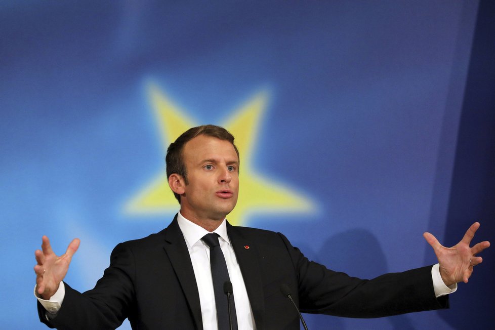 Macron se při proslovu o reformě EU rozvášnil.