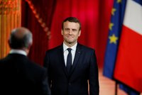 Emmanuel Macron převzal úřad: Francie má nejmladšího prezidenta v historii