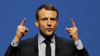 Průzkum: Francouze přesvědčil Macron, Le Penová v první debatě prezidentských kandidátů nezaujala