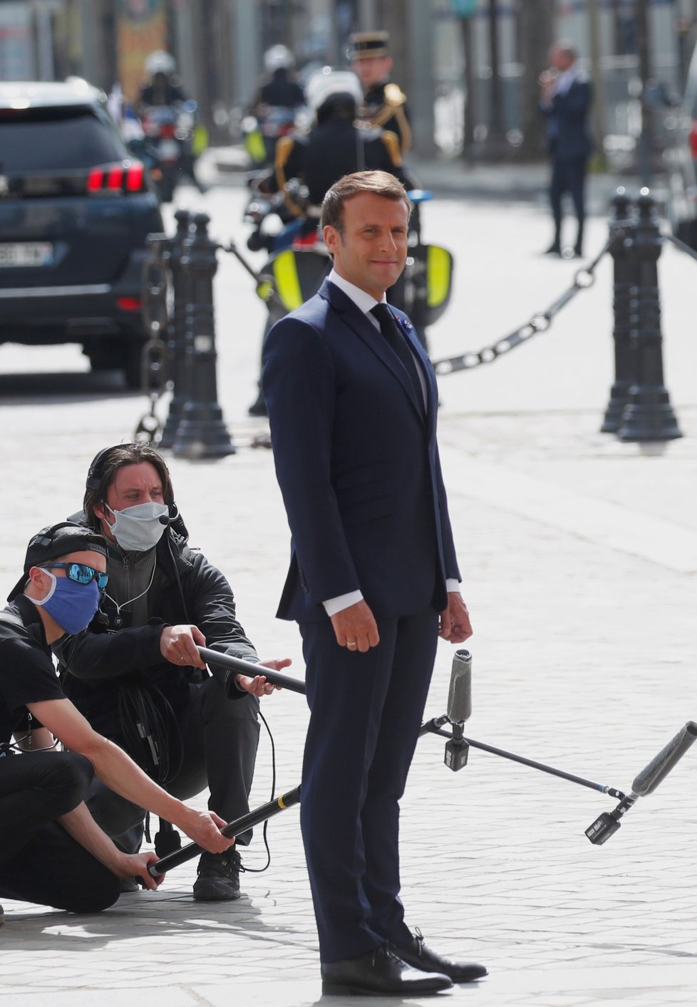 Francouzský prezident Emmanuel Macron během 75. výročí  konce 2. světové války (8. 5. 2020)