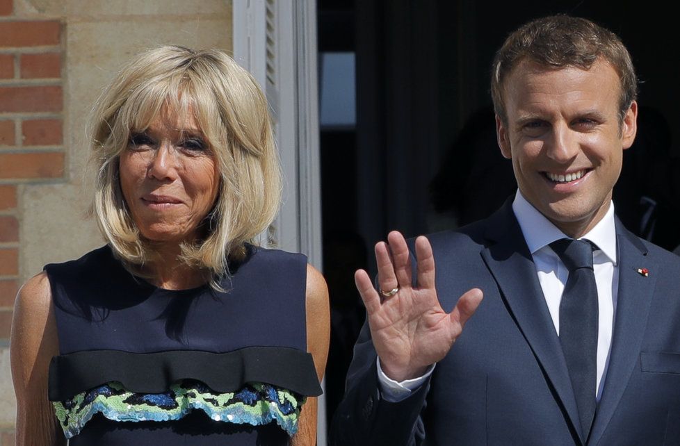 Emmanuel Macron a jeho manželka Brigitte na návštěvě Bulharska