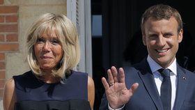 Emmanuel Macron a jeho manželka Brigitte na návštěvě Bulharska