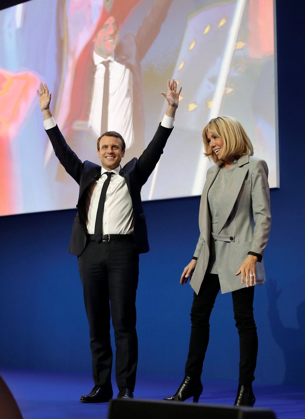 Emmanuel Macron s manželkou Brigitte Trogneuxovou.