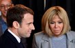 Emmanuel Macron s manželkou Brigitte Trogneuxovou.