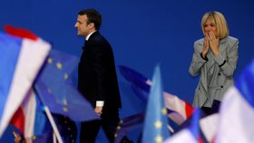 Emmanuel Macron s manželkou Brigitte Trogneuxovou