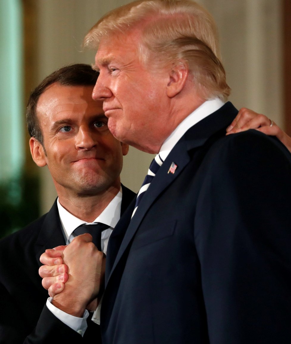 Americký prezident Donald Trump a jeho francouzský protějšek Emmanuel Macron v Bílém domě