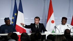 Macron ohlásil posily v boji proti islamistům v Sahelu.