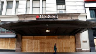 Křetínský a Tkáč prodali většinu akcií řetězce Macy’s, na investici vydělali stovky milionů