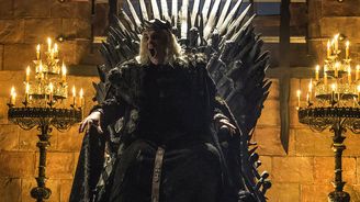 Hra o trůny: Šílený král Aerys. Kdo byl otec Daenerys a dědí se u Targaryenů šílenost? 
