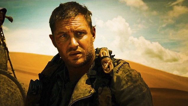 Tom Hardy jak Šílený Max. Ale hrál i v Počátku a novém batmanovi.