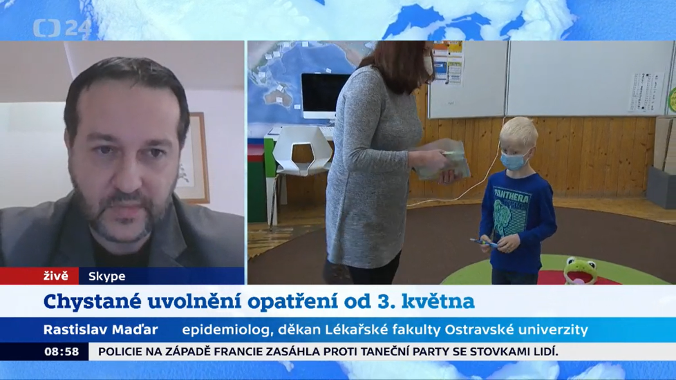 Epidemiolog Rastislav Maďar se v přímém přenosu dozvěděl o úmrtí své blízké osoby. Zemřela na covid-19.